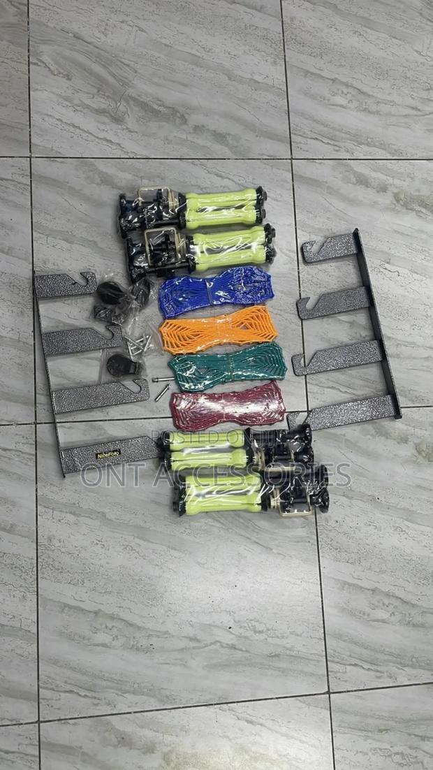 4 Roller Background Wall Mount System - thumbnail 2