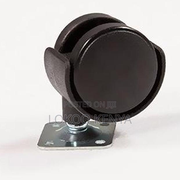 Office Workstation : Modern 4-Way Curved Workstation - thumbnail 4