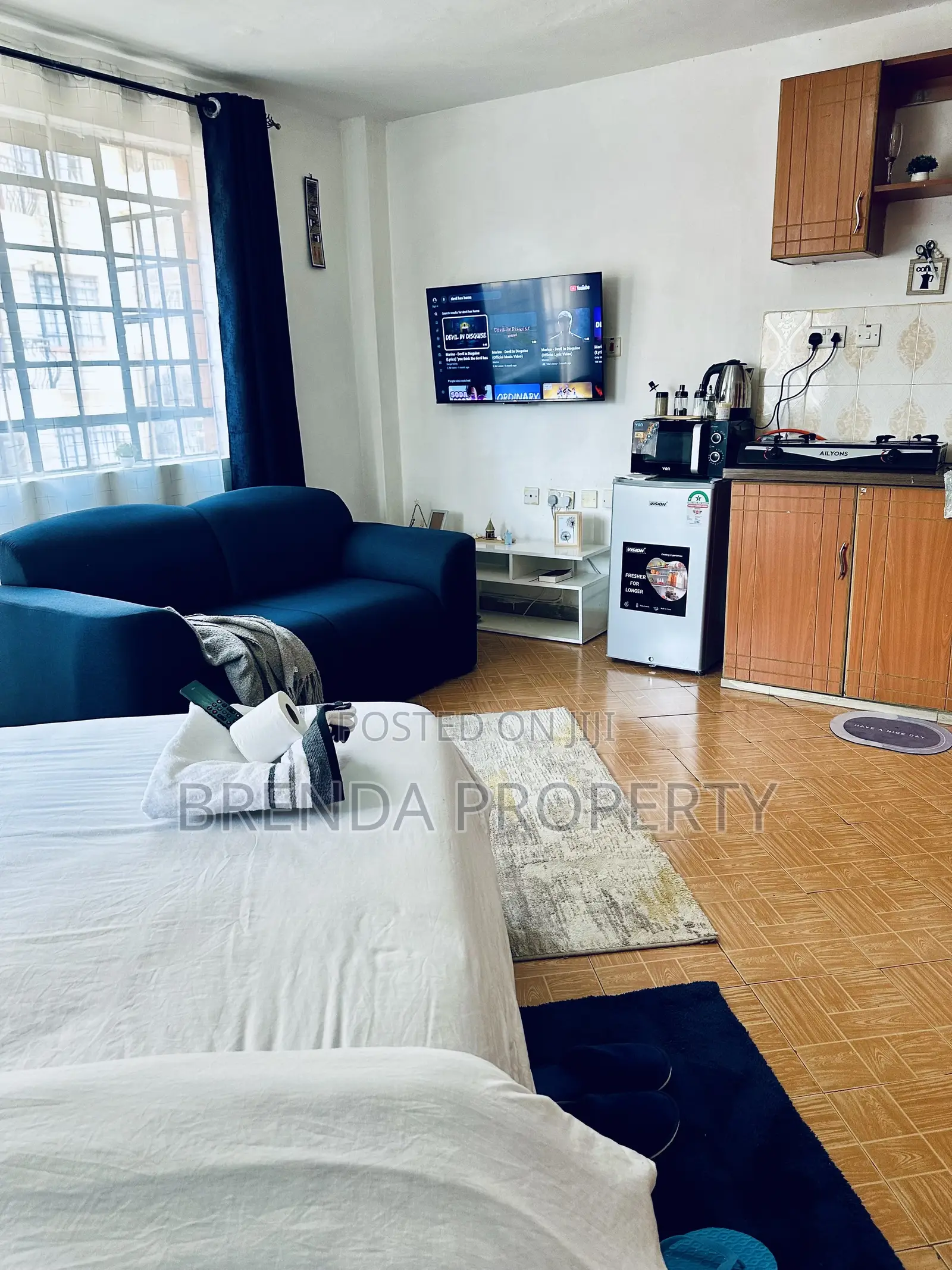 Cozy Studio Airbnb Along TRM Drive, Roysambu, Nairobi, Thika Road.