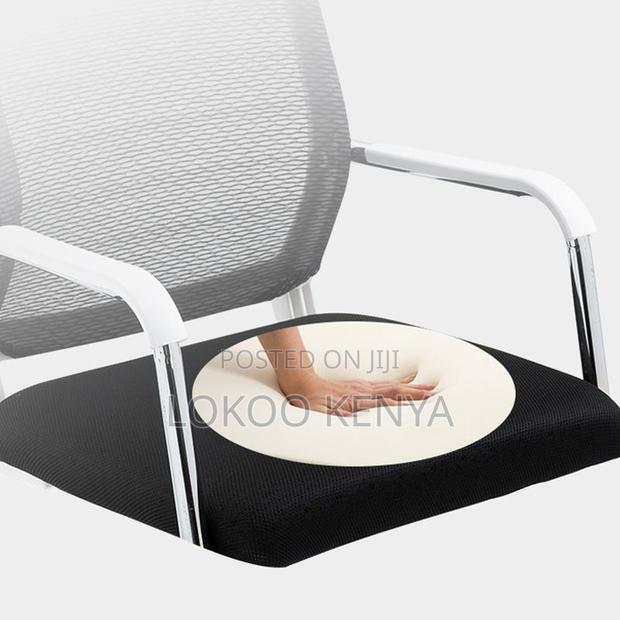 Office Chair : Mesh Conference Chair With Metal Frame - thumbnail 2