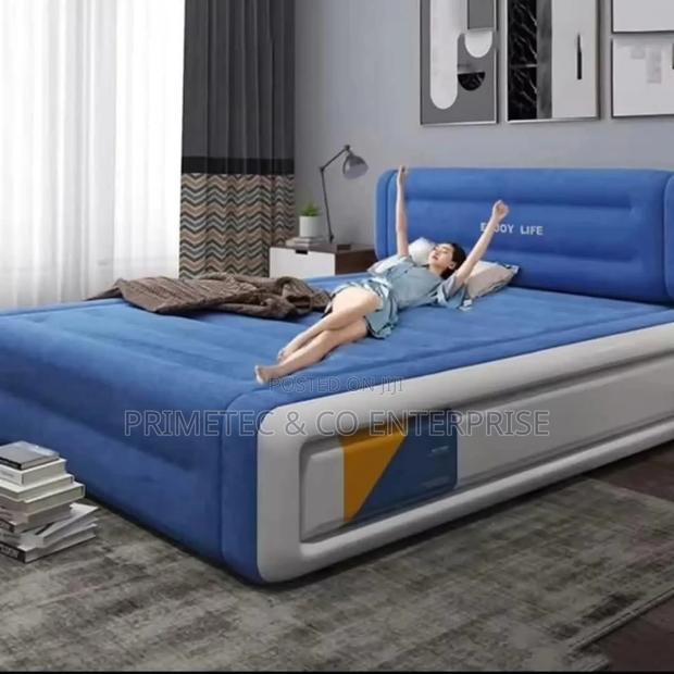 Inflatable Mattress Household Outdoor Camping Sleeping Mattress.