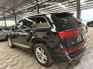 Audi Q7 45 SE Premium AWD quattro 2019 Black