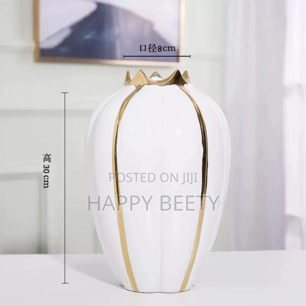 Modern Minimalist Big Size Ceramic Flower Vase