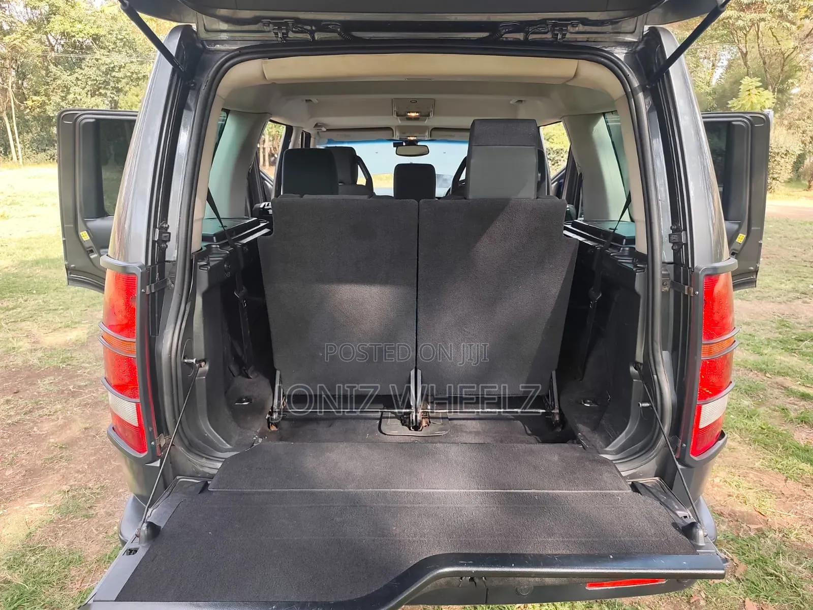 Land Rover Discovery 2005 Silver