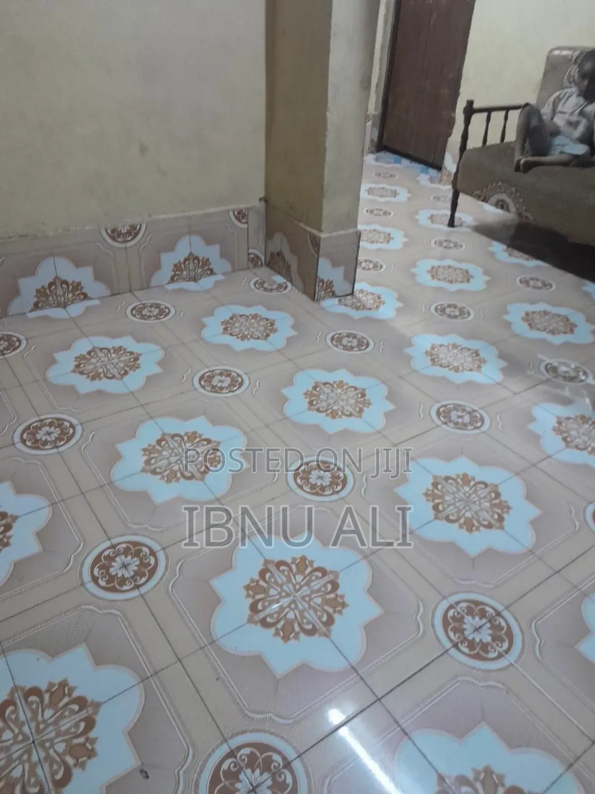 7bdrm House in Bofu for sale