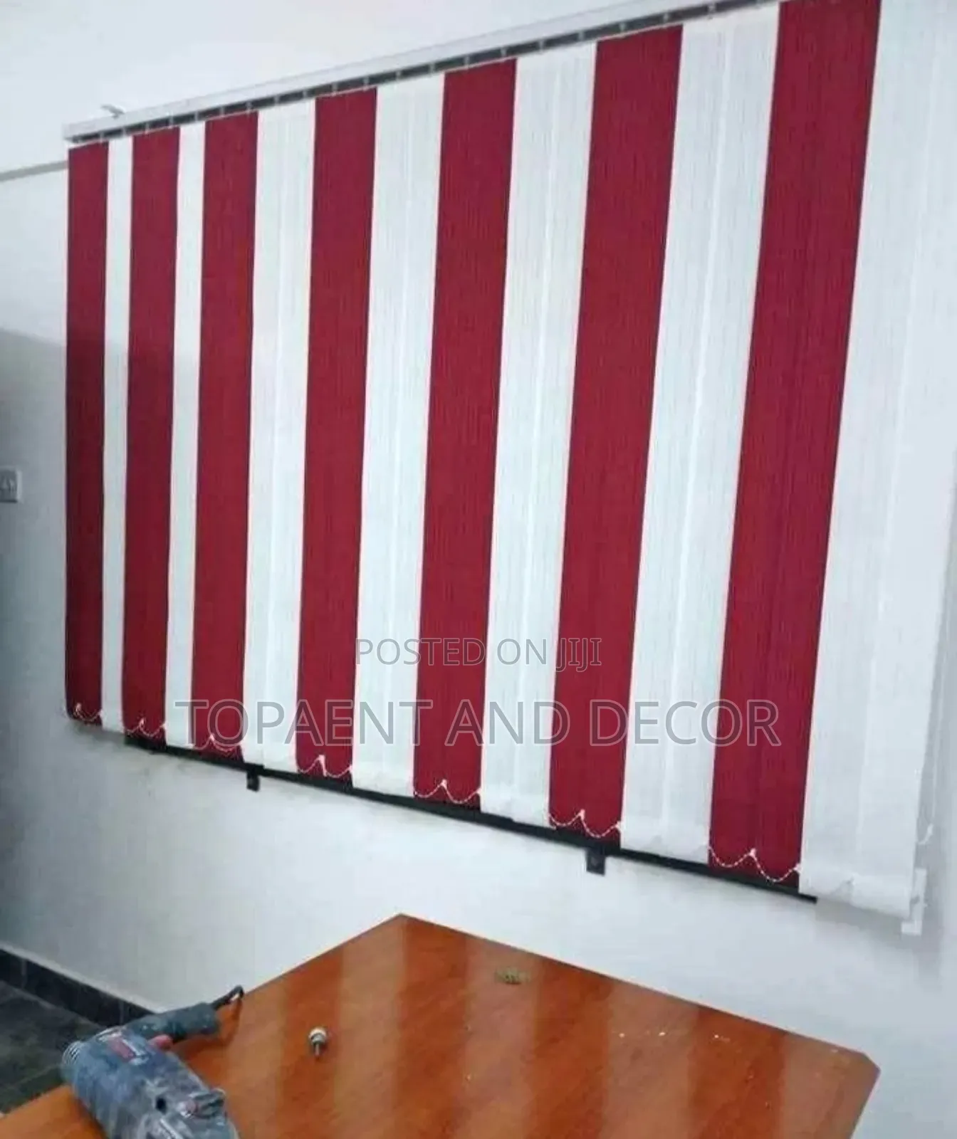 Quality Finish Vertical Office Window Blinds for Privacy