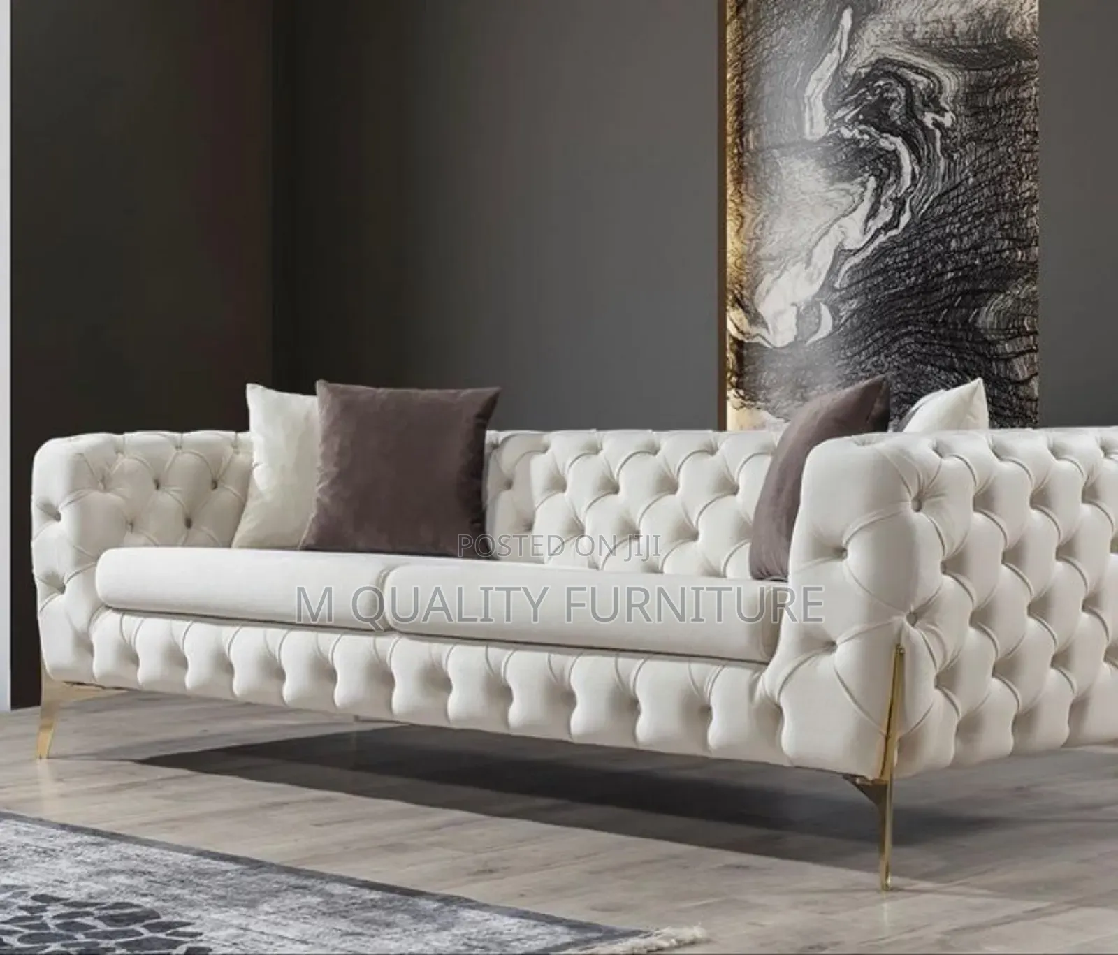 White Chesterfield 3 Seater Indoor Seat
