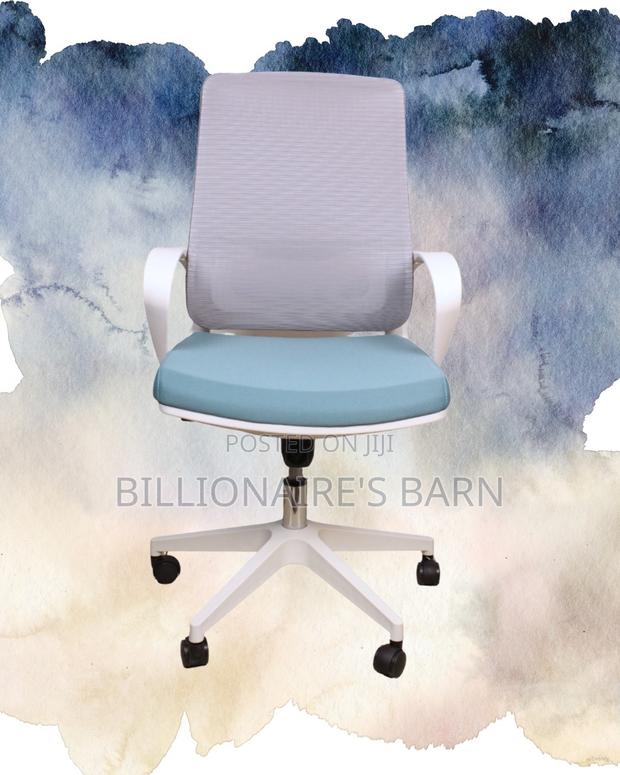 White Ergonomic Mesh Office Chair | Executive Mesh Backrest - thumbnail 3