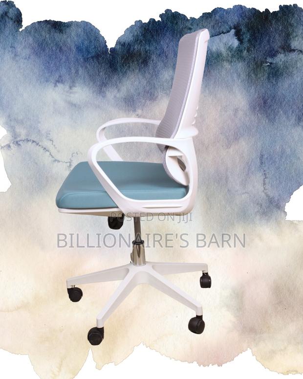White Ergonomic Mesh Office Chair | Executive Mesh Backrest - thumbnail 4