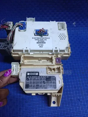 Fuse Box Suzuki Swift 2009