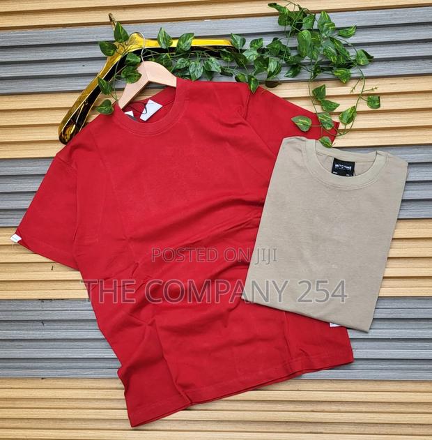 Quality Round Neck Casual Cotton Plain T Shirts Available - thumbnail 3