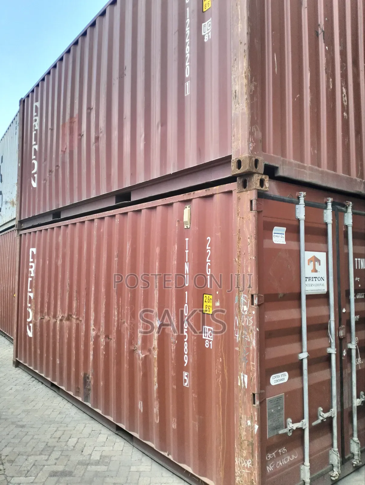 20ft Empty Shipping Containers In Great Condition!