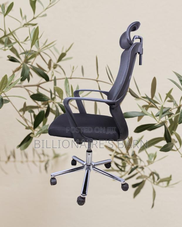 Pro-Grade High Back Mesh Office Chair | Scratch-Resistant Finish