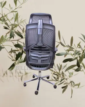 Pro-Grade High Back Mesh Office Chair | Scratch-Resistant Finish