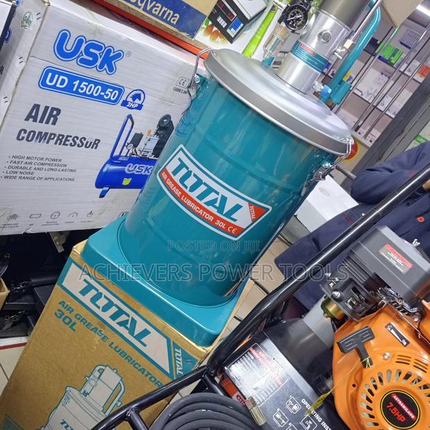 30l Total Lubricating Bucket - main view