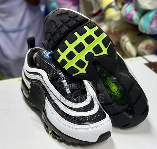 Airmax 97 Ducks of a Feather  
40-45 - thumbnail 2