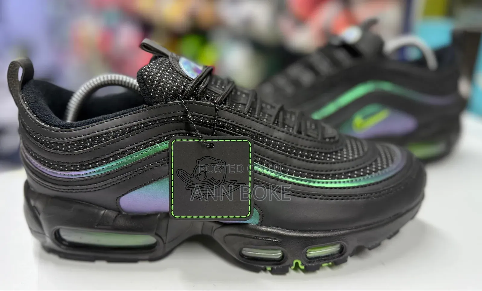 Airmax 97 Ducks of a Feather  
40-45