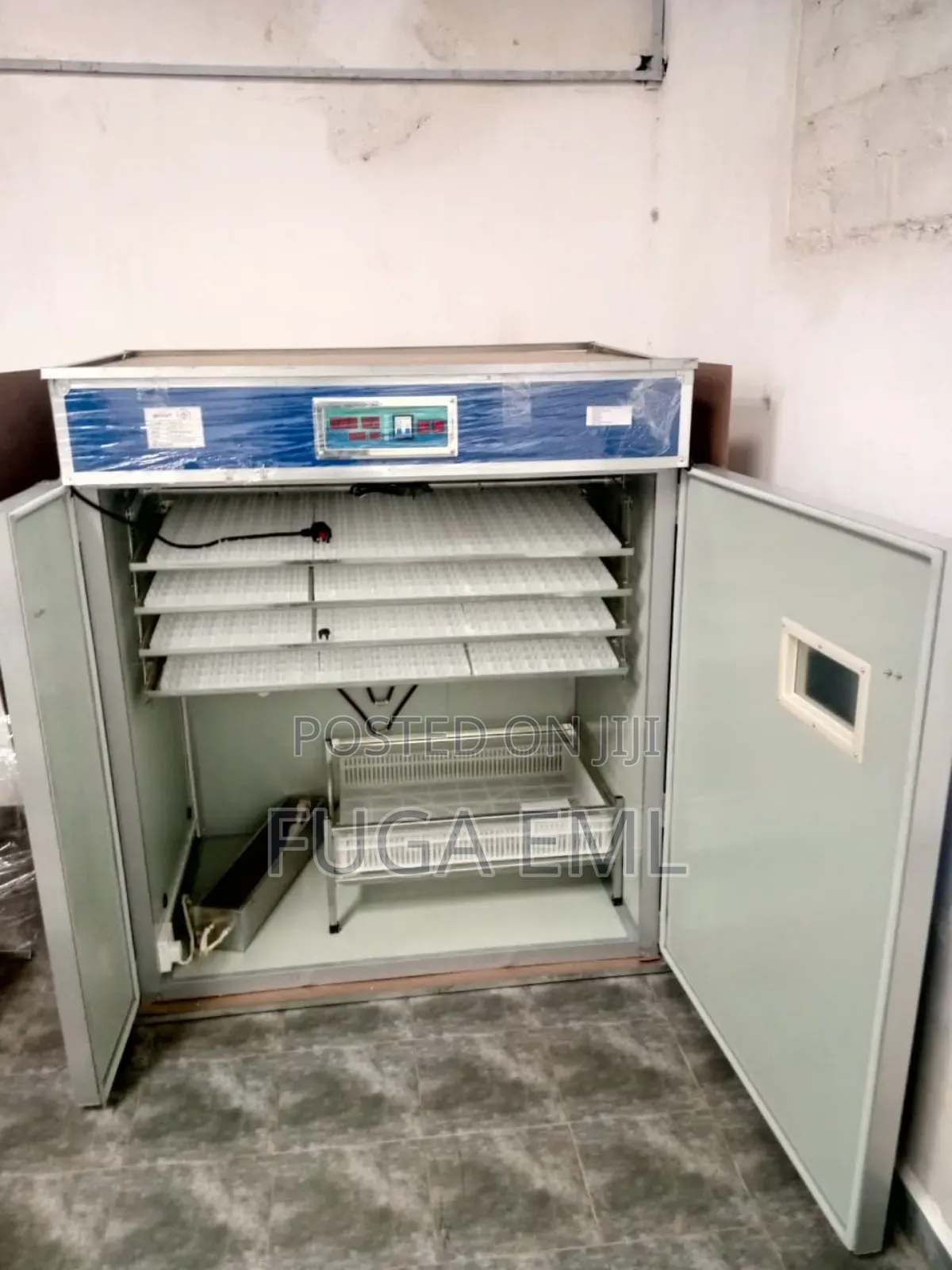1056 Eggs Incubator, Automatic