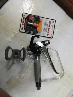 Heavy Duty Paint Sprayer With Easy Clean Reversible Tip