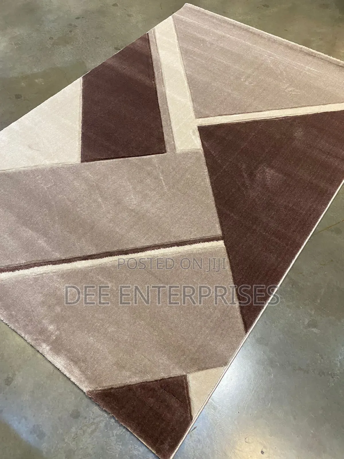 Paris Carpets 5×8