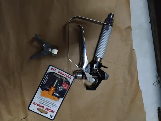 Reliable Airless Spray System With Switch Tip for Long Lasting Use