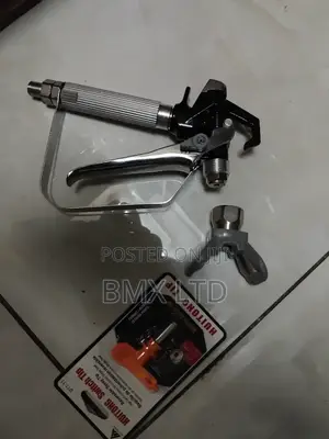 Professional Grade Coating Gun Featuring Reversible Spray Nozzle