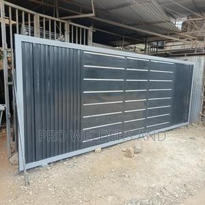 Strong Stylish Custom Sliding Gates