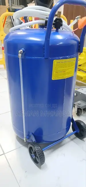 Foam Machine for Entertainment 80l