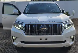 Toyota Land Cruiser Prado 2.8 2020 Pearl