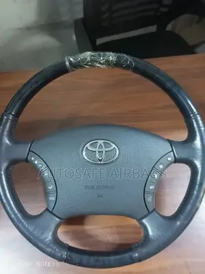 Prado J 120 / Fortuner Steering Wheel