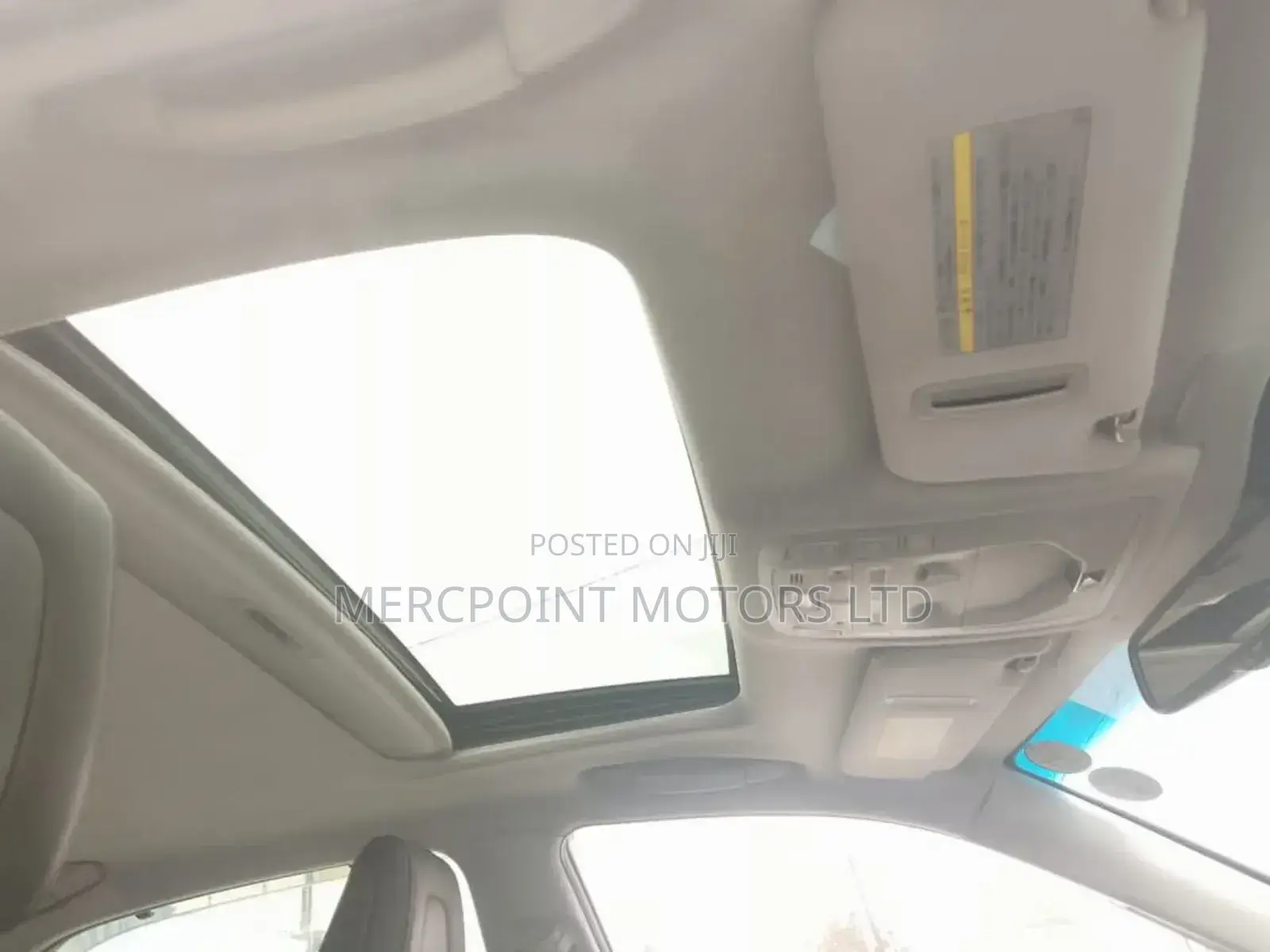 Toyota Crown 2018 White