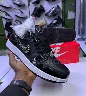 Air Jordan 1 Low Black Metalic Gold,Metalic Gold Sizes 38-45
