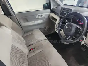 Daihatsu Move 2020 Blue