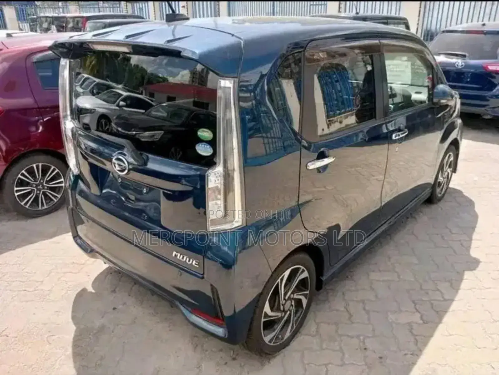 Daihatsu Move 2020 Blue