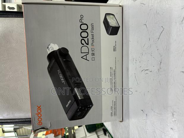 Godox Ad 200 Pro - main view