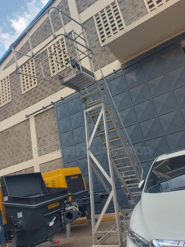 Scaffolding Aluminum Work Platform/Access Platform/Podium Ladder. - main view