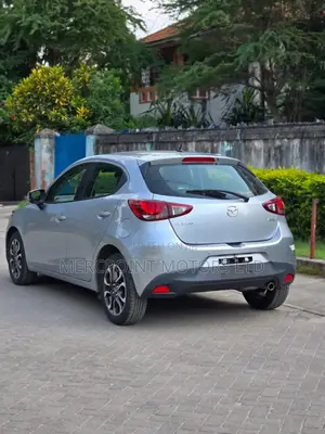 Mazda Demio 2019 Silver
