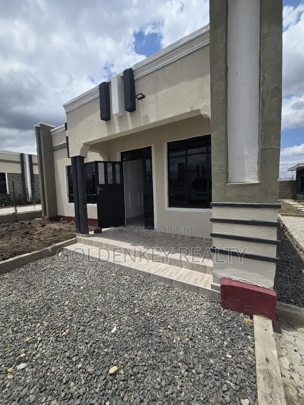4bdrm Bungalow in Kitengela for sale
