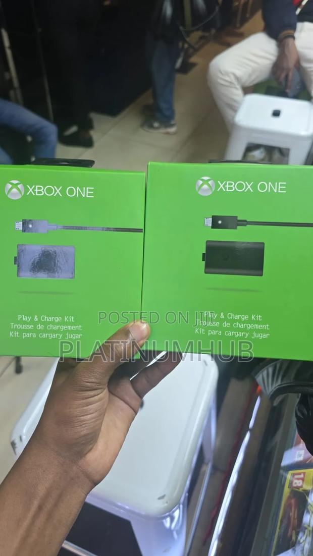 Xbox One Play and Charge Kit - main view