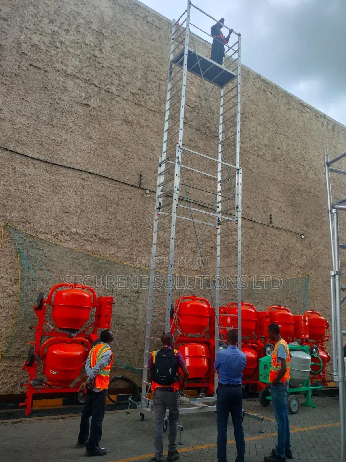 Mobile Aluminum Scaffolding Tower/Extensible Aluminum Scaffold