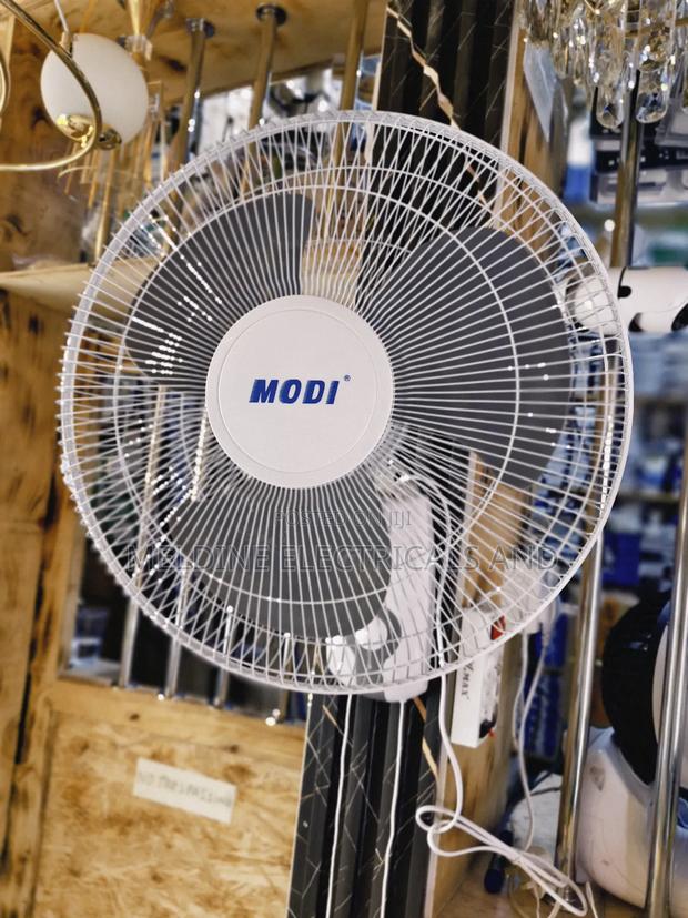Wall Mounted Fan 16" - thumbnail 2
