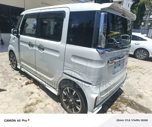 Suzuki Spacia 660 Hybrid AWD 2019 White