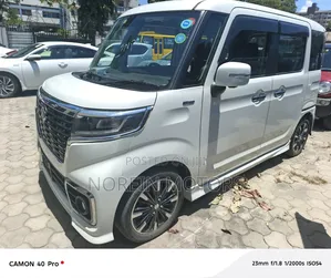 Suzuki Spacia 660 Hybrid AWD 2019 White