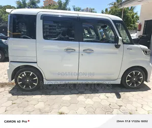 Suzuki Spacia 660 Hybrid AWD 2019 White