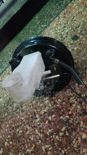 Brake Booster and Brake Master Cylinder Toyota Hilux Vigo Revolution