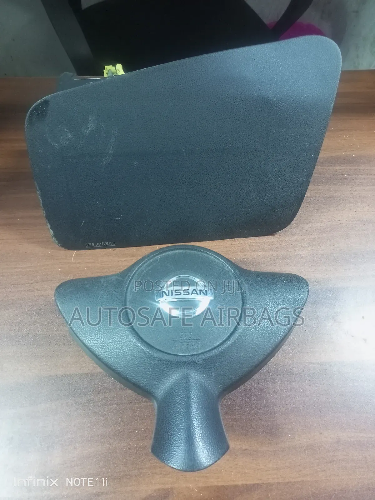Nissan Juke Dashboard and Steering Airbag