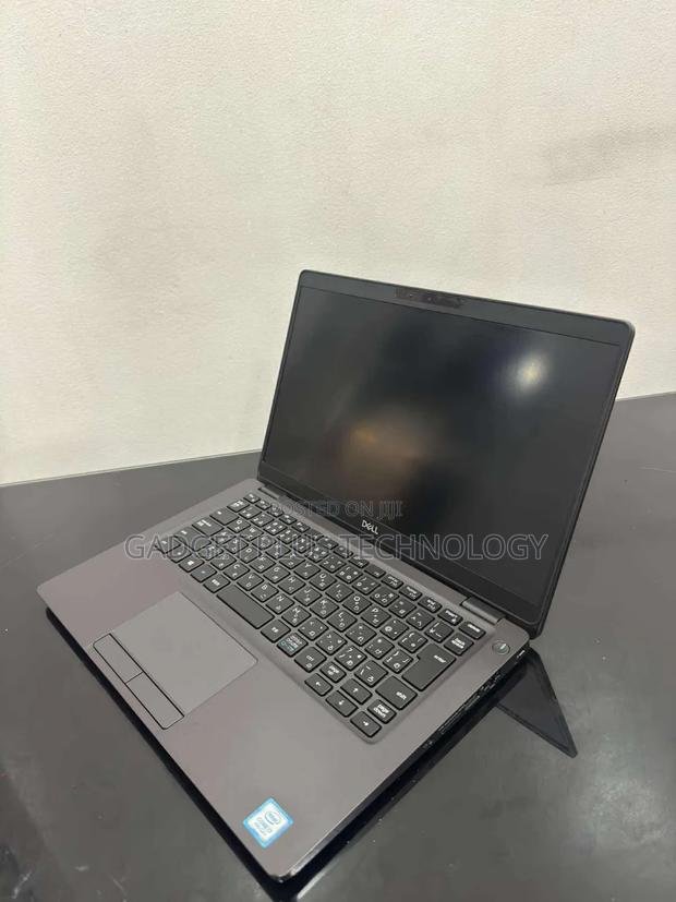 Laptop Dell Latitude 5300 8GB Intel Core i7 SSD 256GB