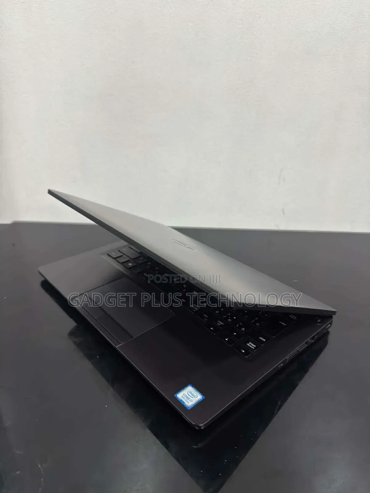 Laptop Dell Latitude 5300 8GB Intel Core i7 SSD 256GB