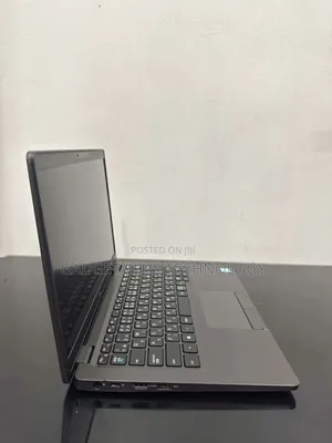 Laptop Dell Latitude 5300 8GB Intel Core i7 SSD 256GB