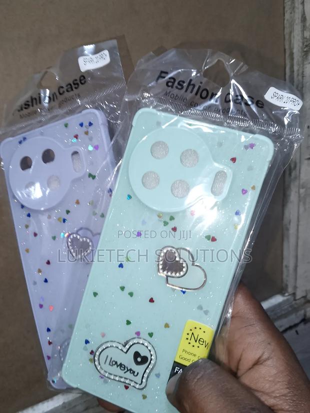 Spark 20 Pro+ Elegant Cover - main view